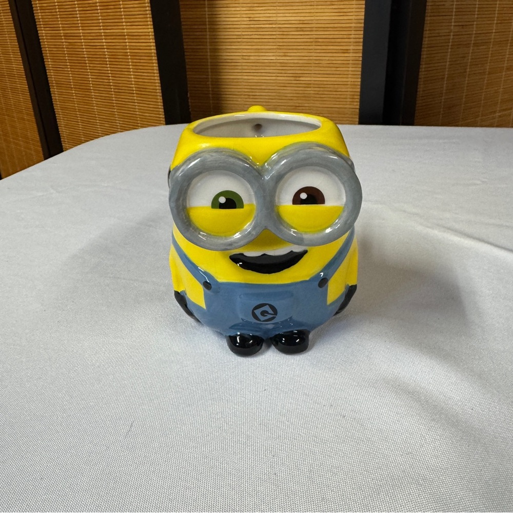 Zak Designs Minions Bob 3D Sculpted Ceramic Coffee Mug Cup 14oz